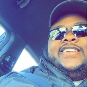 Meet your Posher, Phillip-michael